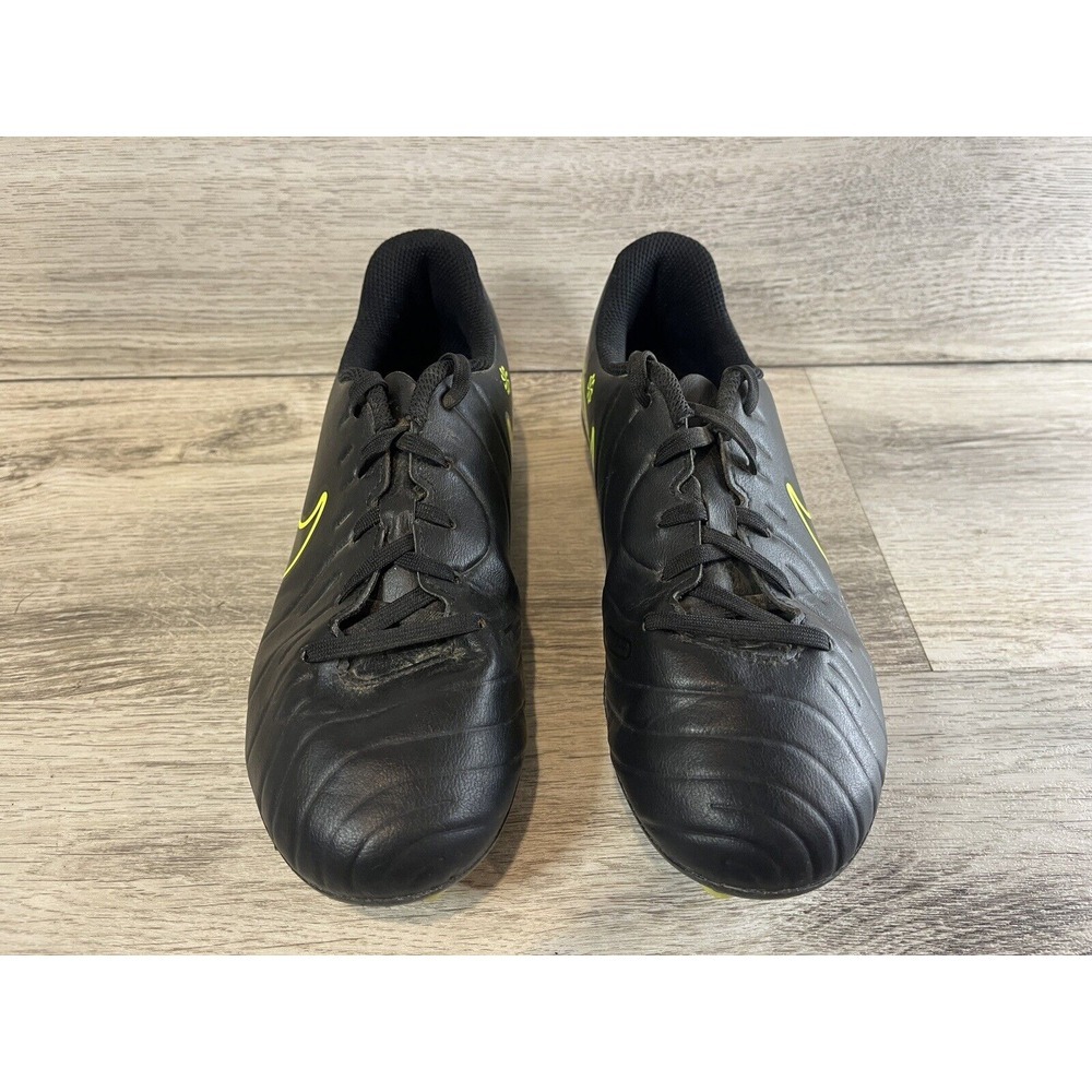 Nike Jr. Tiempo Legend 10 Club Soccer Cleats DV4352-001 Black Volt Size 4Y - Picture 3 of 8